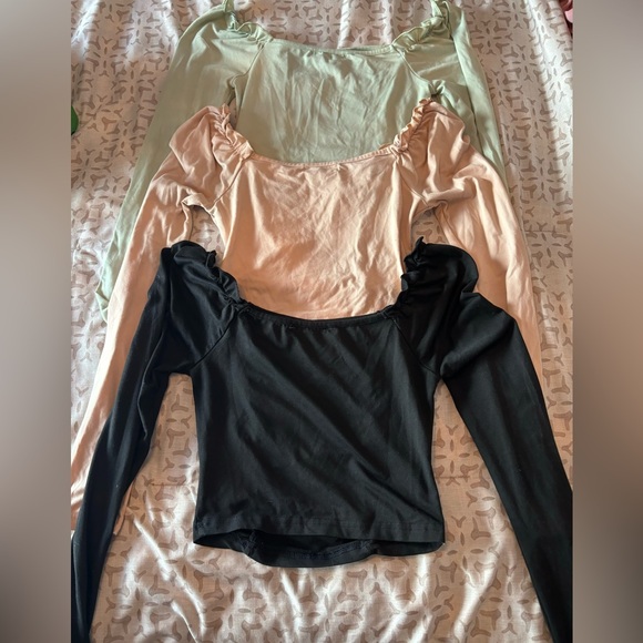 SHEIN Ruched top - Picture 3 of 5